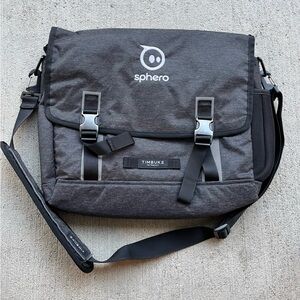 Timbuk2 Commute Messenger Laptop Bag sphero.  Measures approx. 16x13 inches.